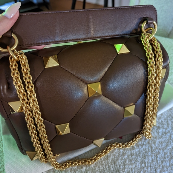 Authentic VALENTINO ROMAN STUD BAG MEDIUM - Picture 13 of 16